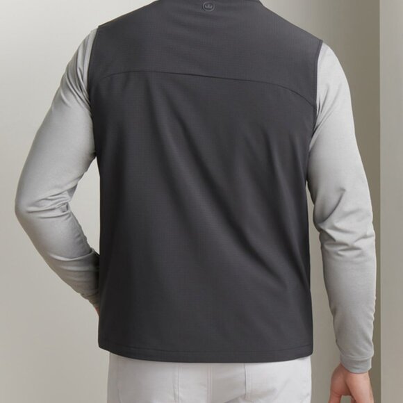Peter Millar Men's Gust Vest LARGE Carbon Black NWT's - Picture 4 of 8